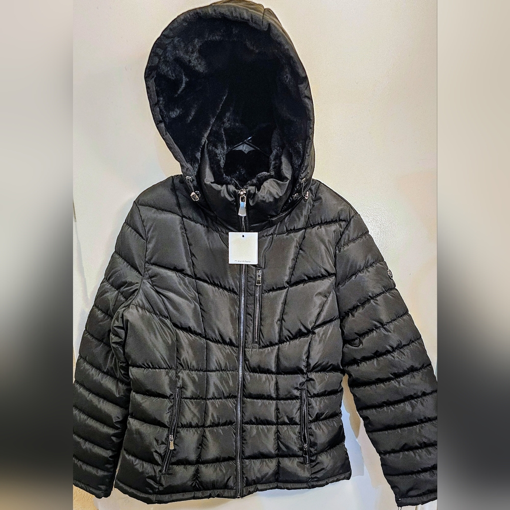 Calvin Klein Jacket Women'sG Sorona Aura Black Puffer Hood large